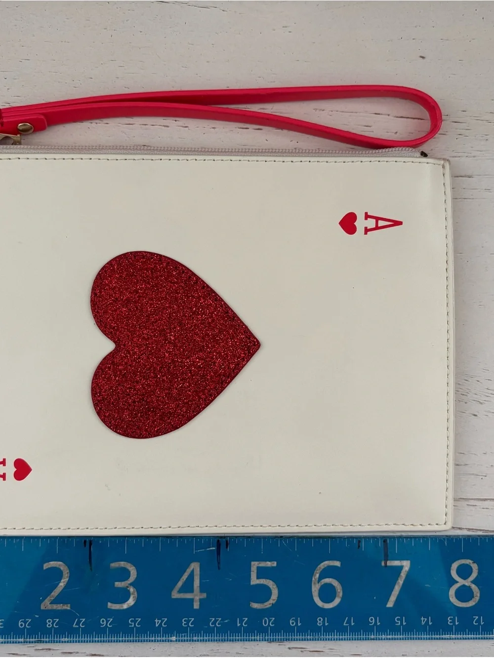 Kate Spade Ace of Hearts Wristlet Clutch White Red Glitter Card Zip Pouch Novelt